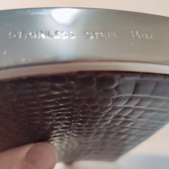 Flask designed in Black Snakeskin, holds 8 oz. Stainless Steel - Picture 6 of 7